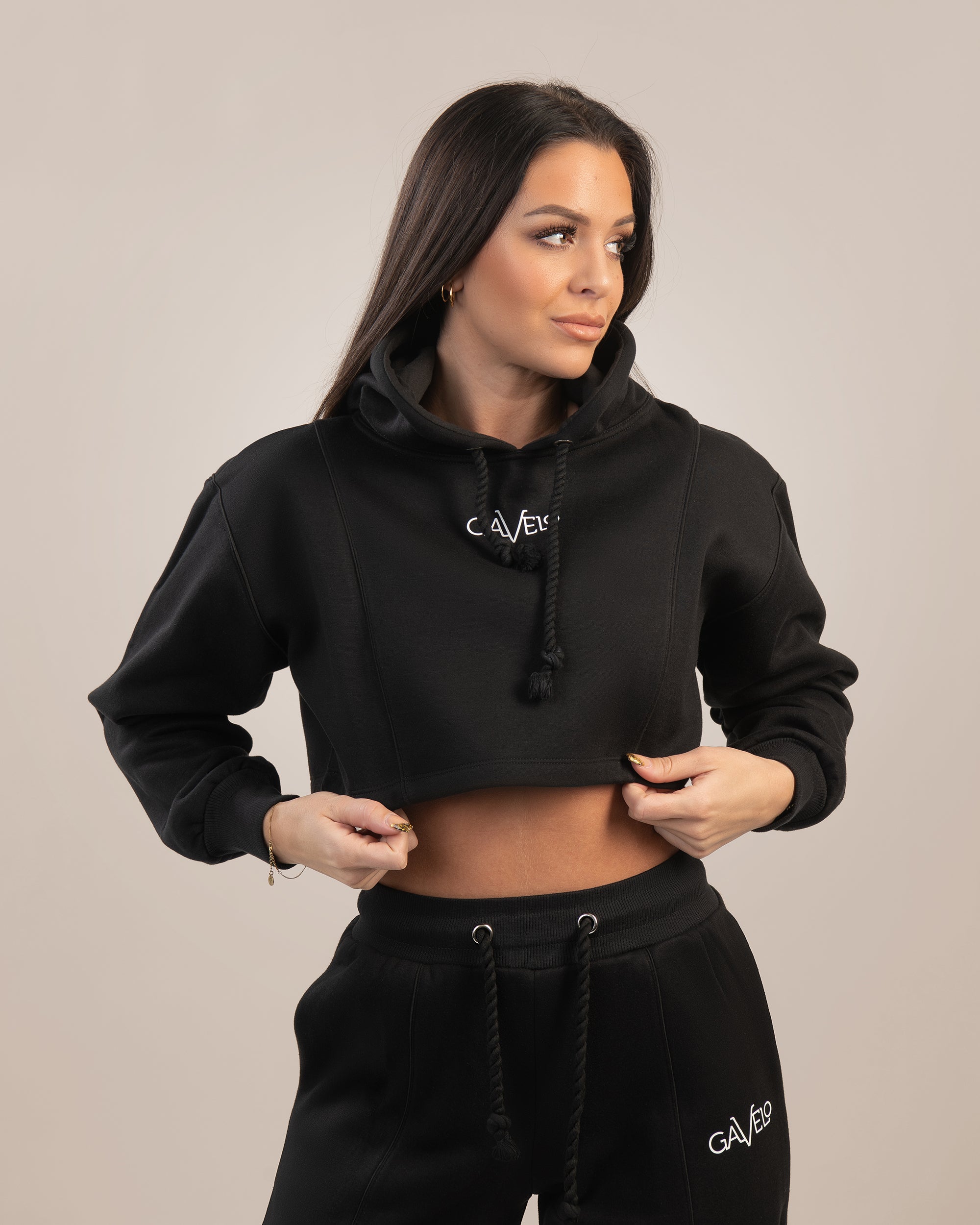 GAVELO Chill Lounge Cropped Hoodie Black