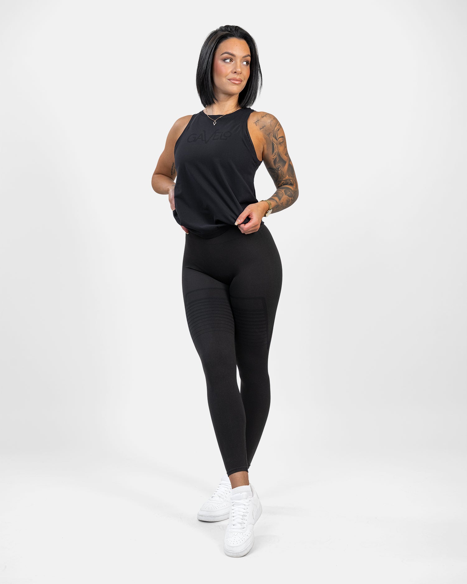 GAVELO Seamless Black Linne