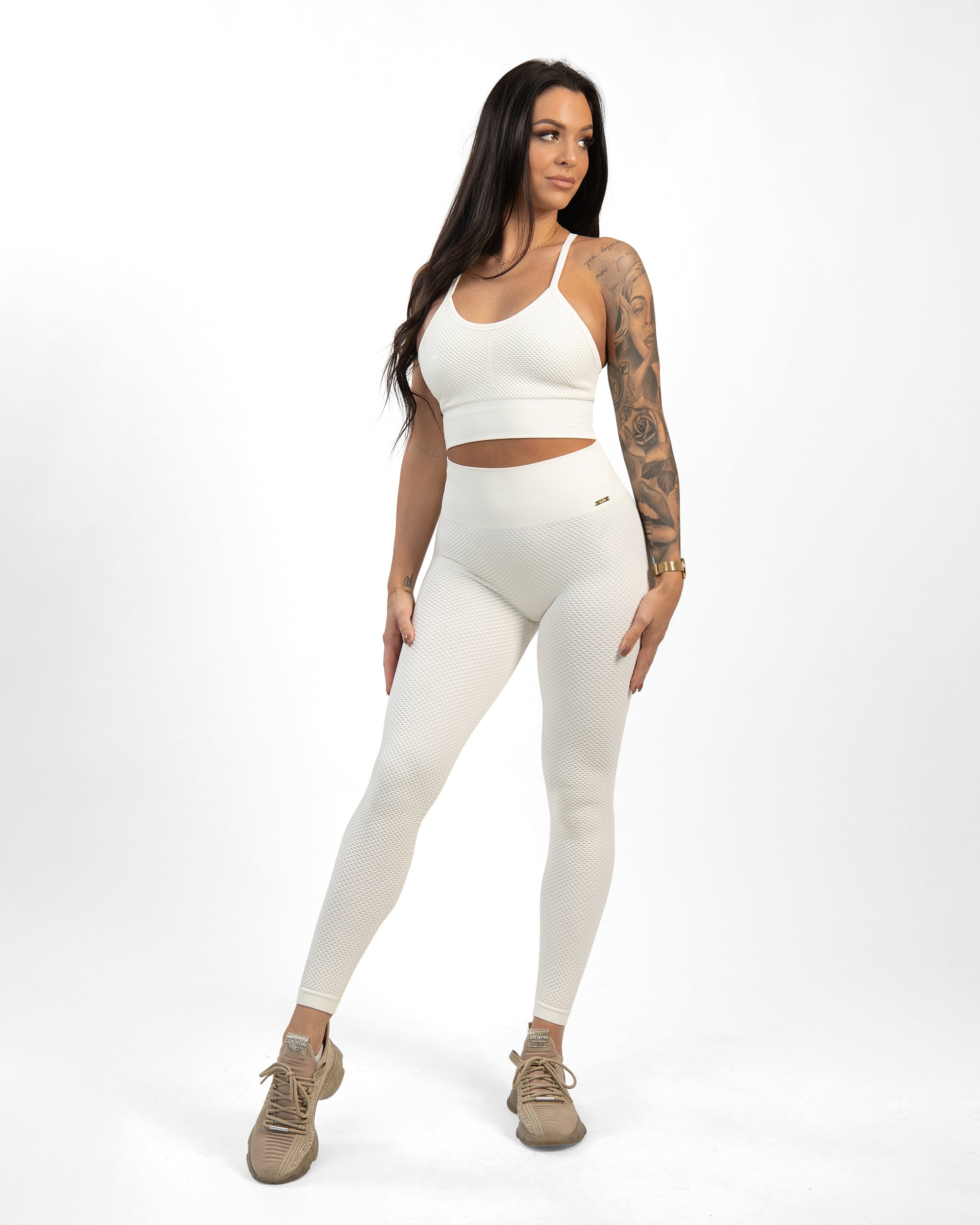 GAVELO Seamless HoneyComb California White Tights